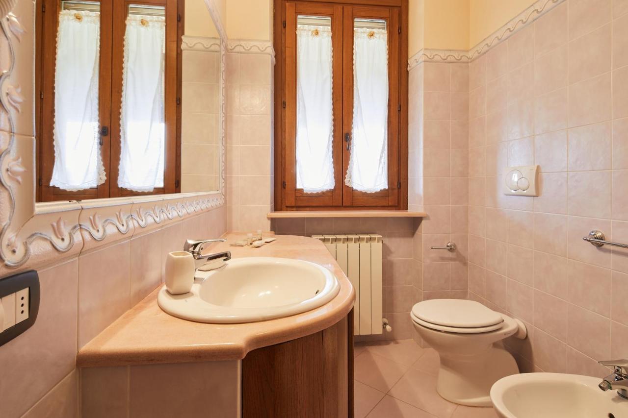 Relais La Cerreta Villa Castiglione del Lago Exteriör bild